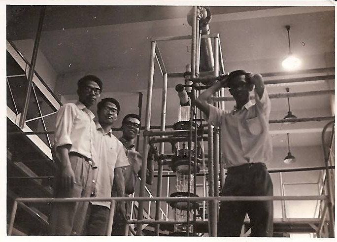 B53級於單操實驗室合照